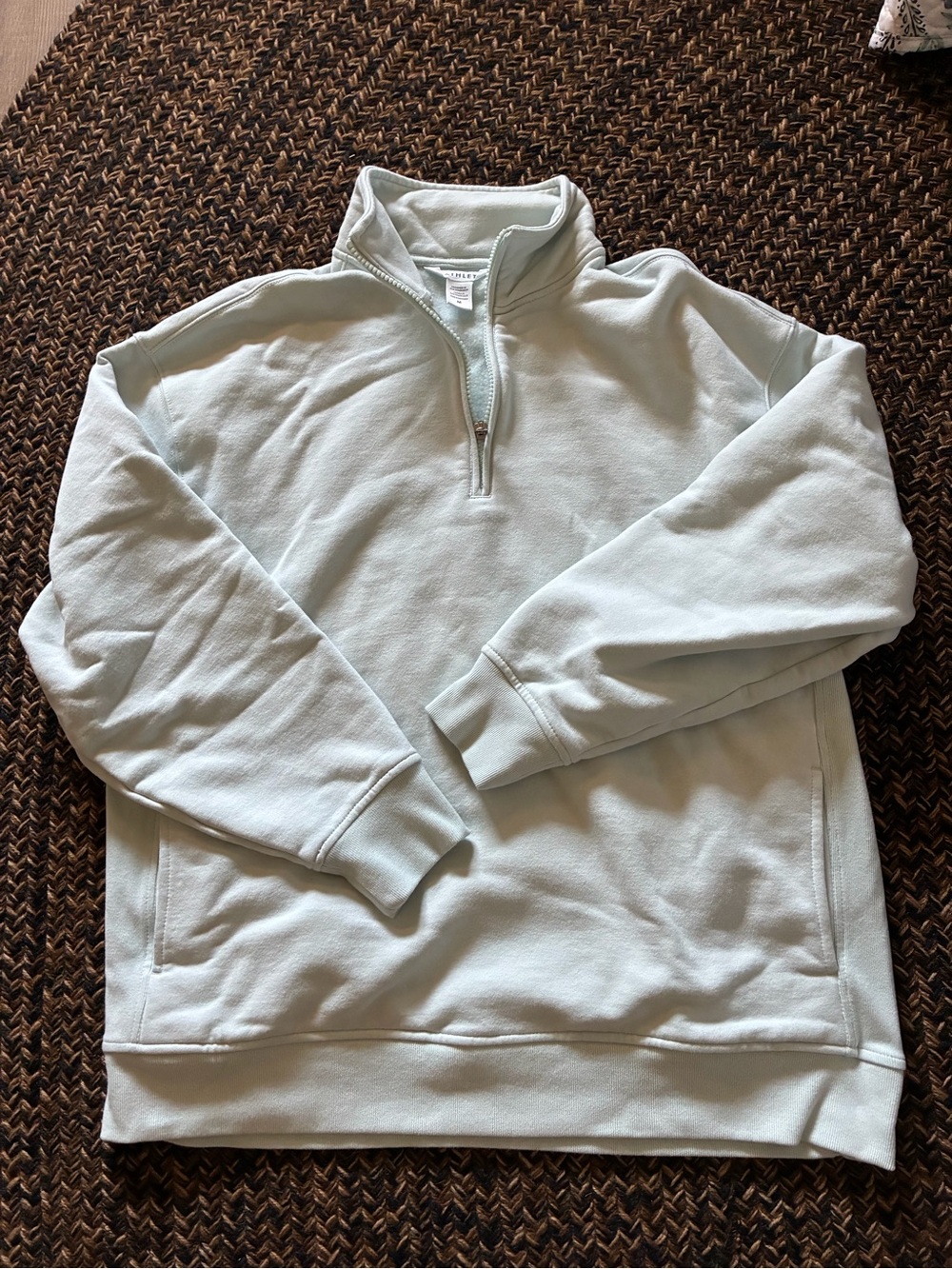 Athleta half zip mint light green medium sweatshirt
